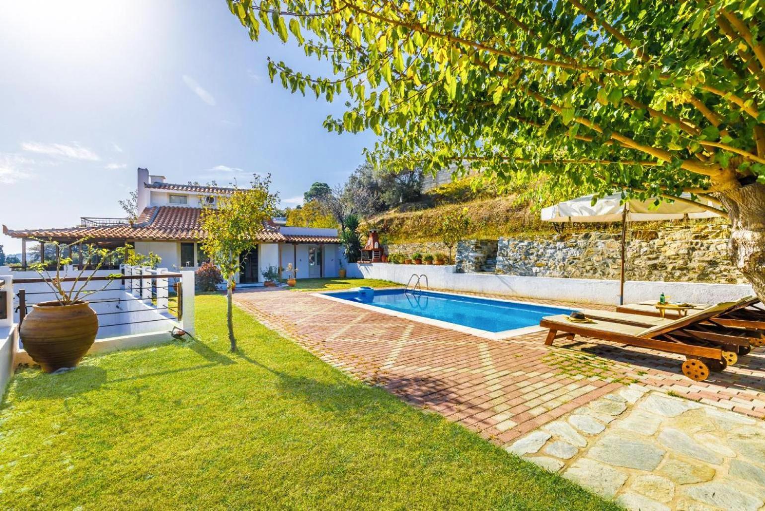 Villa Aloupi Skopelos Town Exterior photo